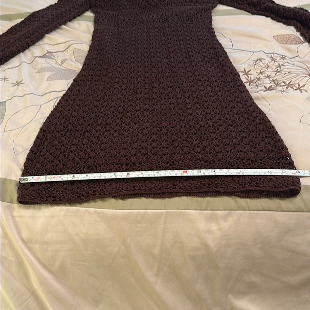 Michael Kors Elegant Brown Crochet Dress - Picture 13 of 15
